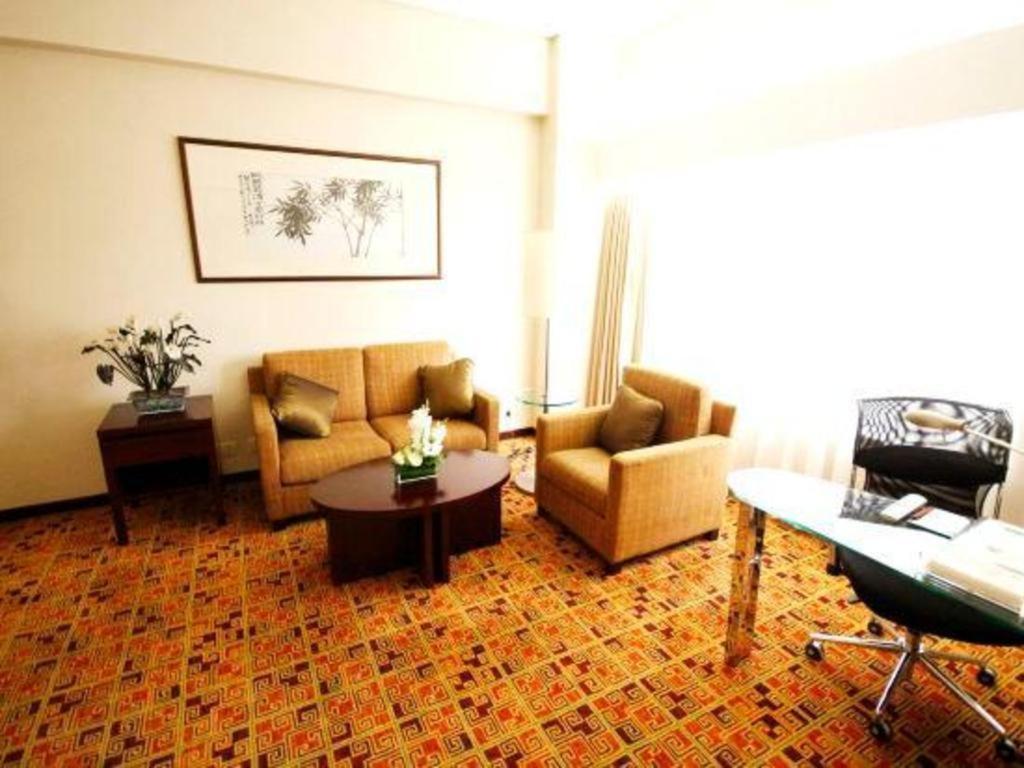 Dalian Grand Continent International Hotel Exterior foto