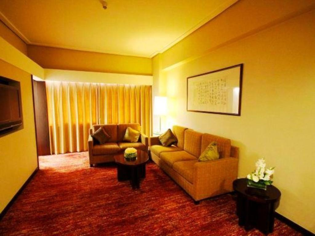 Dalian Grand Continent International Hotel Exterior foto